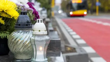 Przy cmentarzach w Ostrołęce zmieni się ruch. Te ulice będą jednokierunkowe