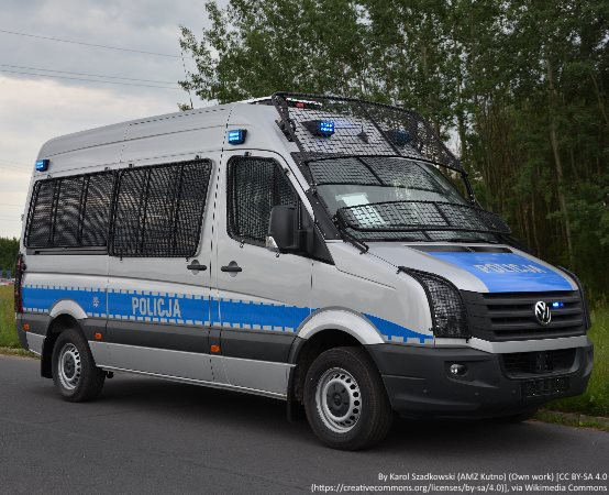 Policja Ostrołęka: Policjanci z Ostrołęki odzyskali skradziony samochód - do sprawy zatrzymano czterech mężczyzn
