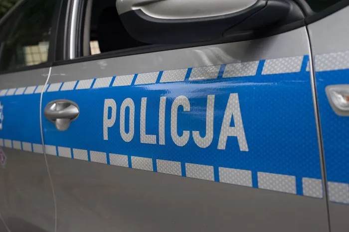 Ostrołęccy policjanci powstrzymali pijanego motorowerzystę przed tragedią