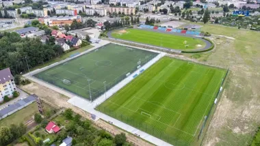 Sportowy weekend na obiektach MOSiR – mecze, turnieje i zawody pływackie