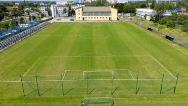 Sportowy weekend w Ostrołęce. MOSiR szykuje mecze, rajd i otwarcie kortów