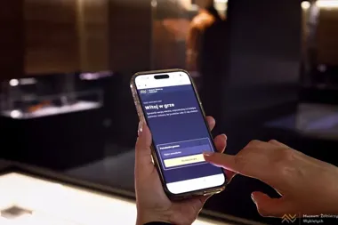 Muzeum w Ostrołęce zamienia zwiedzanie w quiz na telefonie i nie goni z czasem
