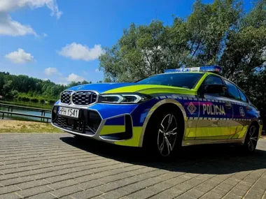Koniec wakacji na drogach. Jeden telefon może skończyć się tragedią