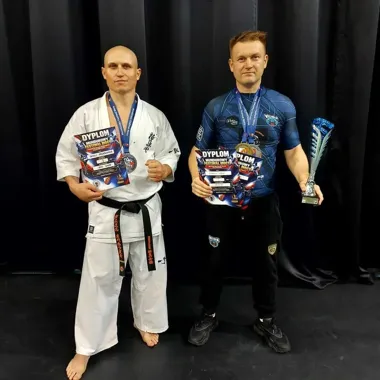 Policjanci z Ostrołęki z medalami w Krakowie. Jeden zdobył tytuł mistrza Polski