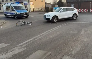 Skręciła w lewo i nie ustąpiła - 65-latka trafiła do szpitala