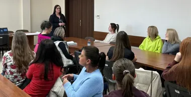 W Ostrołęce policjantka pokazała, jak nie dać się sparaliżować strachowi