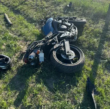 Motocyklista wypadł z drogi pod Ostrołęką - policja szykuje kontrole