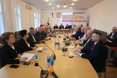 Powiat ogłasza rok ks. Władysława Skierkowskiego – Kurpie wracają do głosu